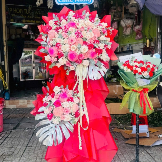 Kệ hoa mẫu 04