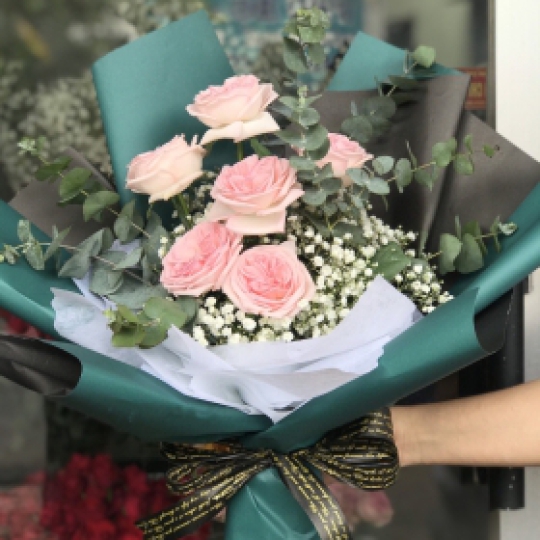 Hoa Valentine Đơn Giản